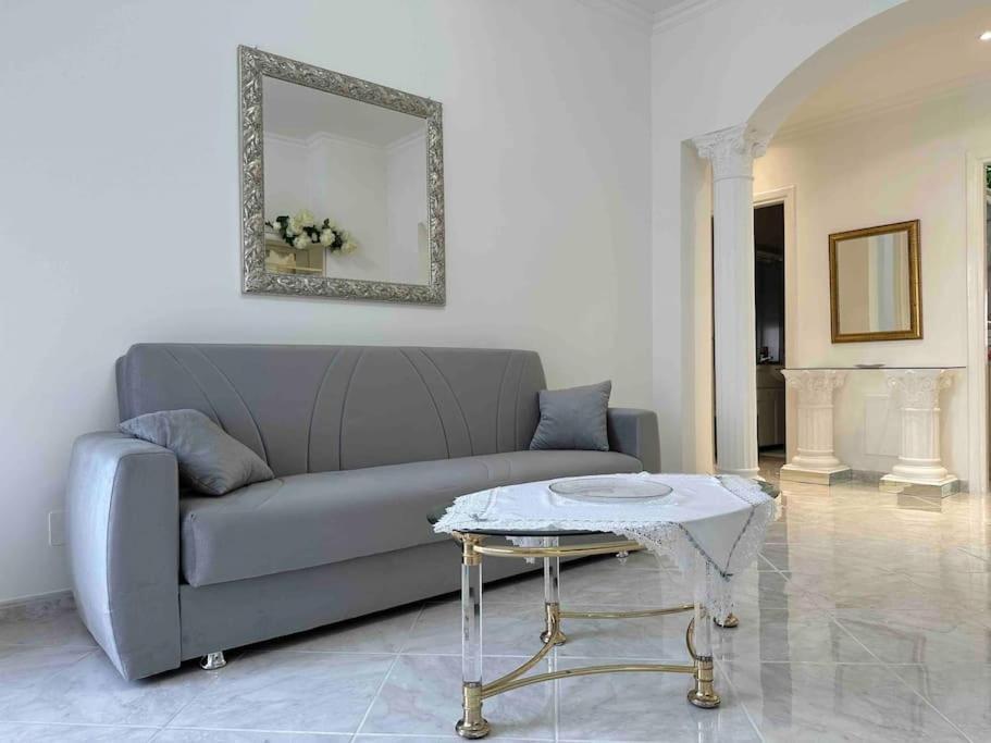 Casa Eleonora: A 5 Min Dal Mare + Free Parking Apartment Ventimiglia Ngoại thất bức ảnh
